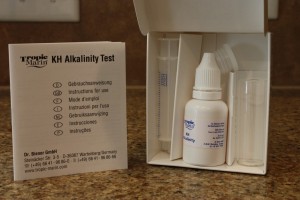 Tropic Marin Alkalinity Test Kit Contents